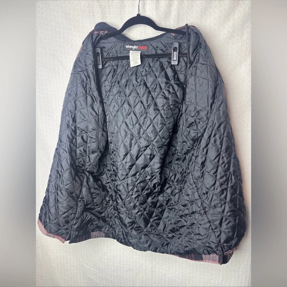 Wrangler‎ Red and Black Plaid Cardigan Sweater